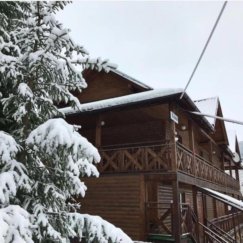 Hotel Krym Jaremcze Zewnętrze zdjęcie