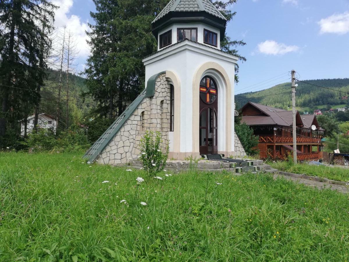Hotel Krym Jaremcze Zewnętrze zdjęcie
